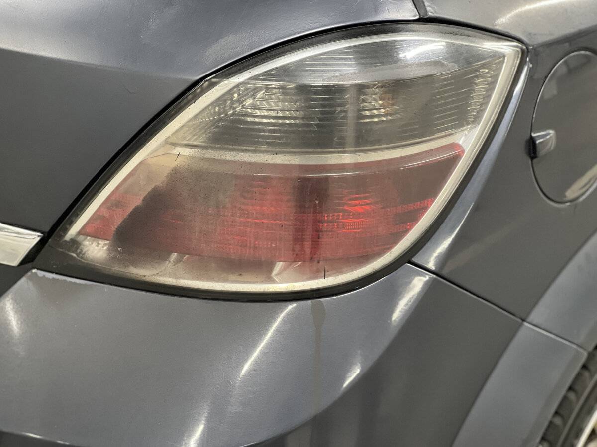 Opel Astra с пробегом — 2008 год. Фото: #8