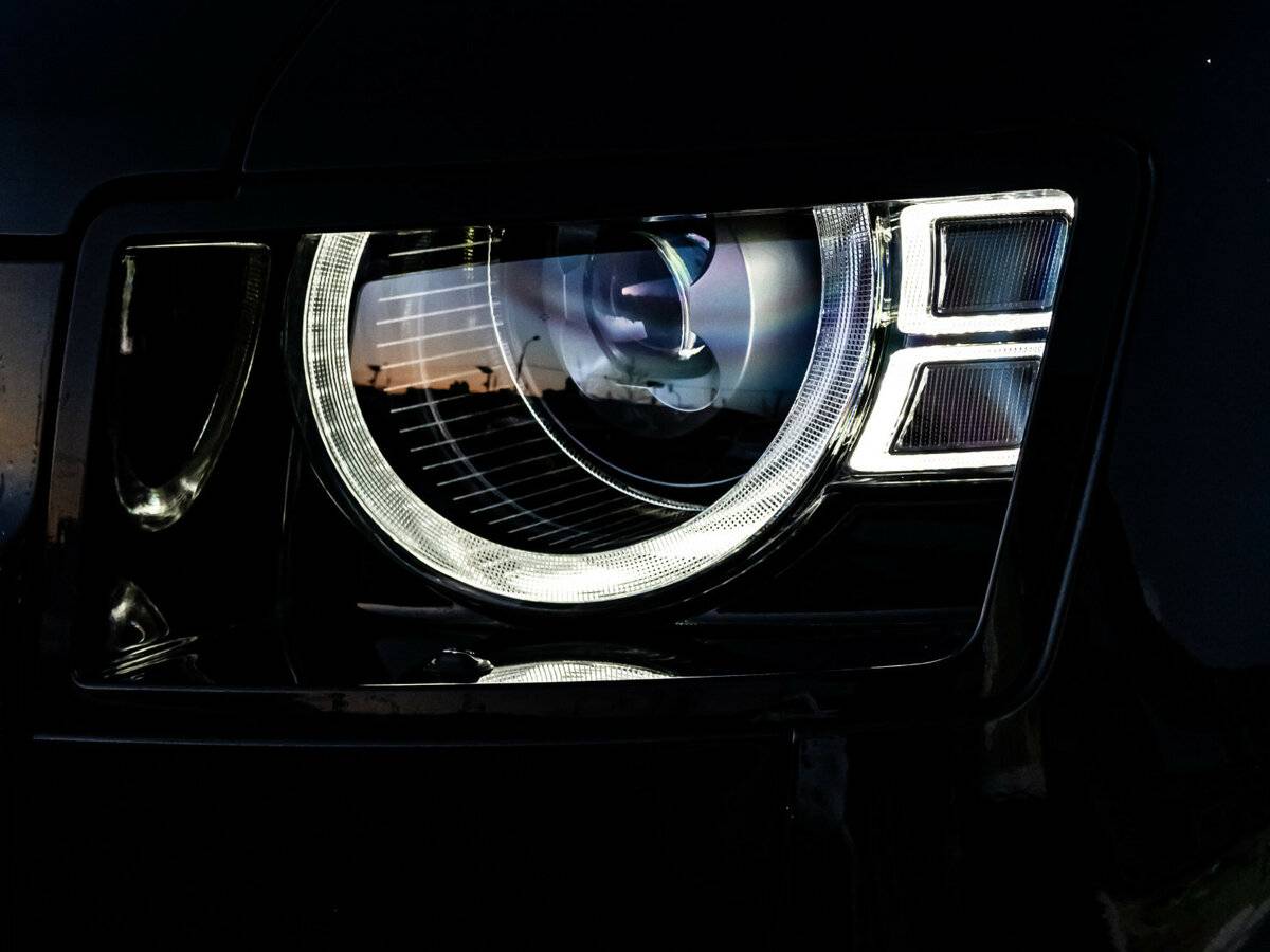 Land Rover Defender с пробегом — 2021 год. Фото: #1