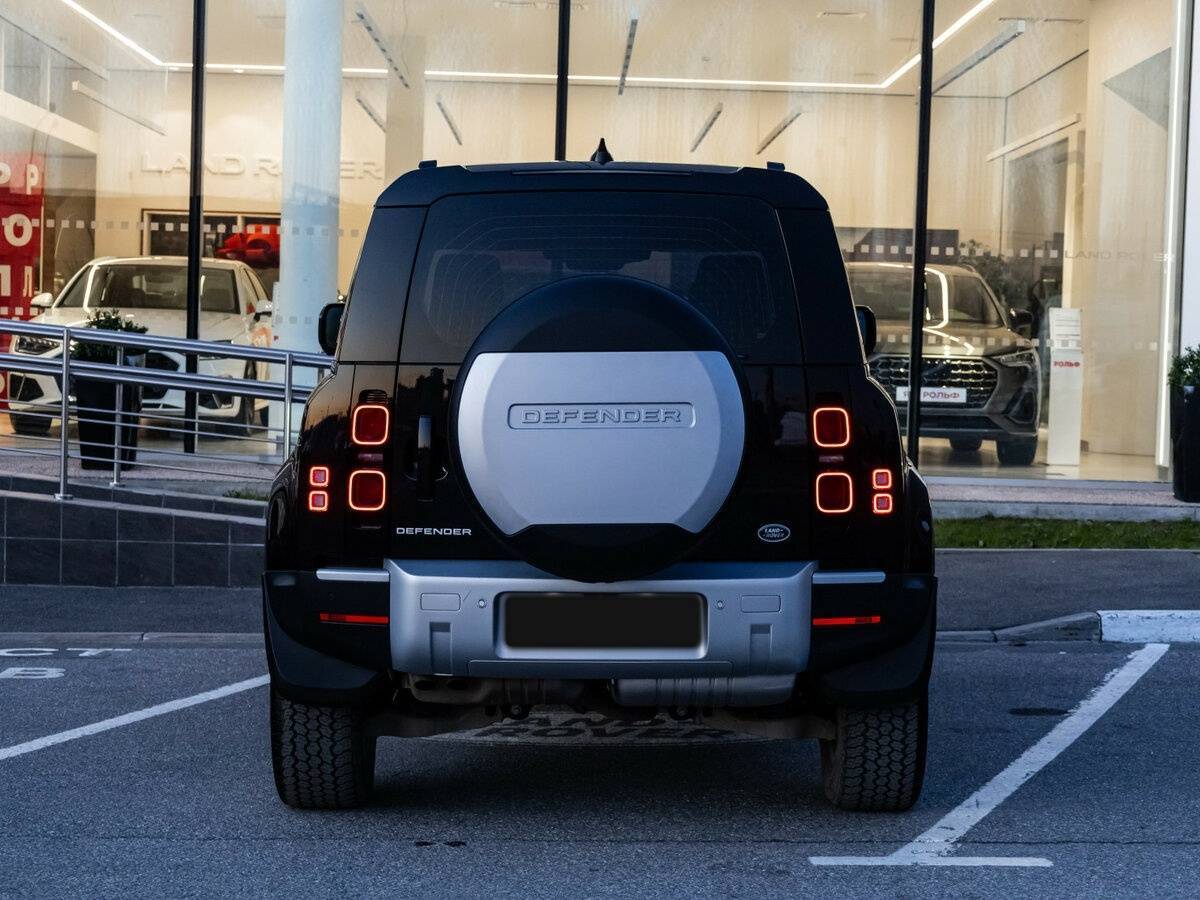 Land Rover Defender с пробегом — 2021 год. Фото: #5