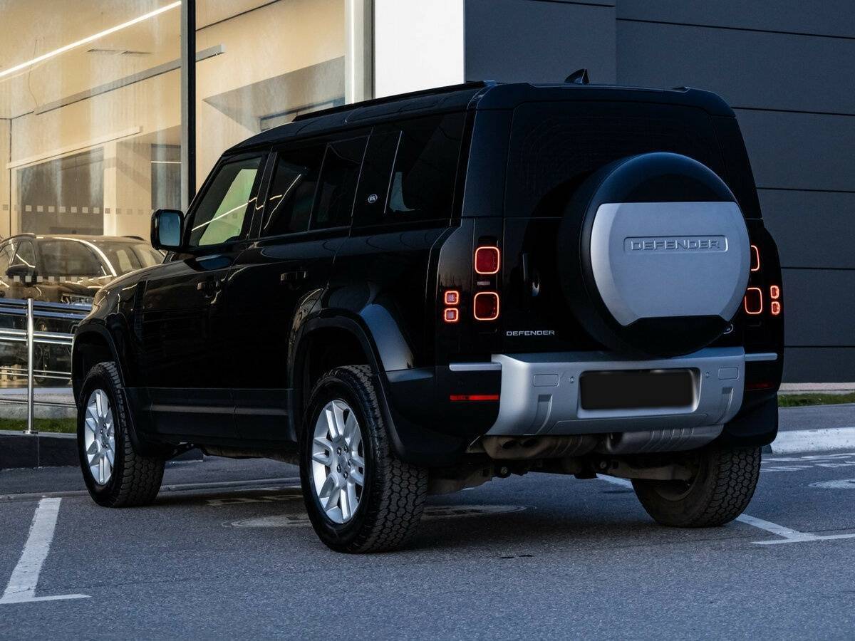 Land Rover Defender с пробегом — 2021 год. Фото: #6