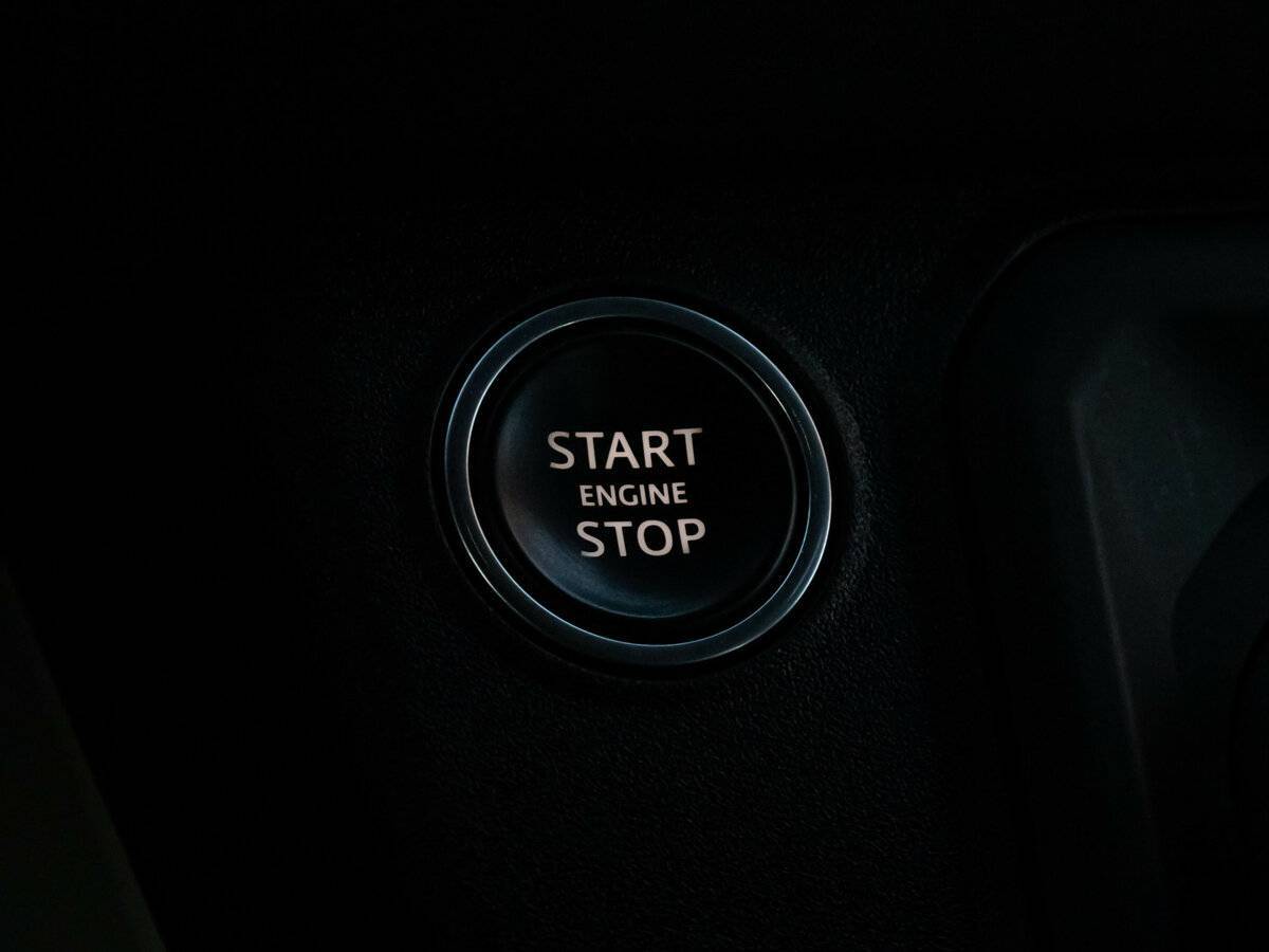 Land Rover Defender с пробегом — 2021 год. Фото: #16