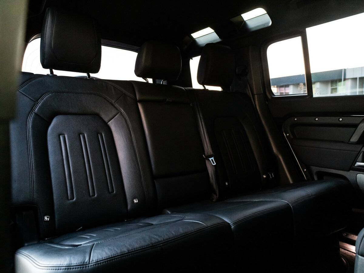 Land Rover Defender с пробегом — 2021 год. Фото: #20