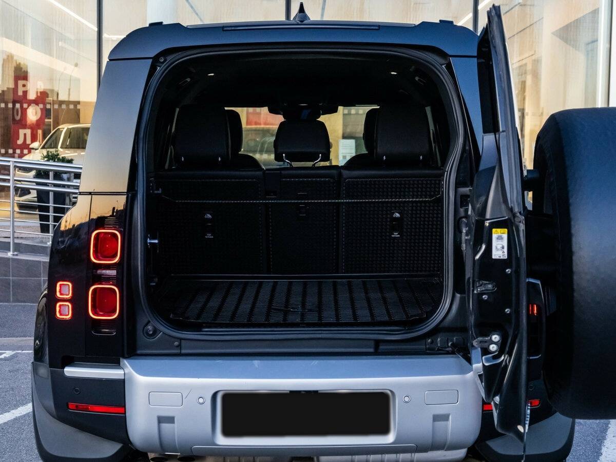 Land Rover Defender с пробегом — 2021 год. Фото: #26