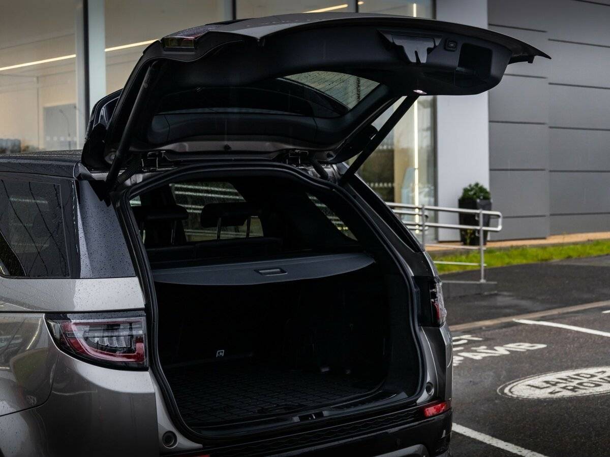 Land Rover Discovery Sport с пробегом — 2020 год. Фото: #24