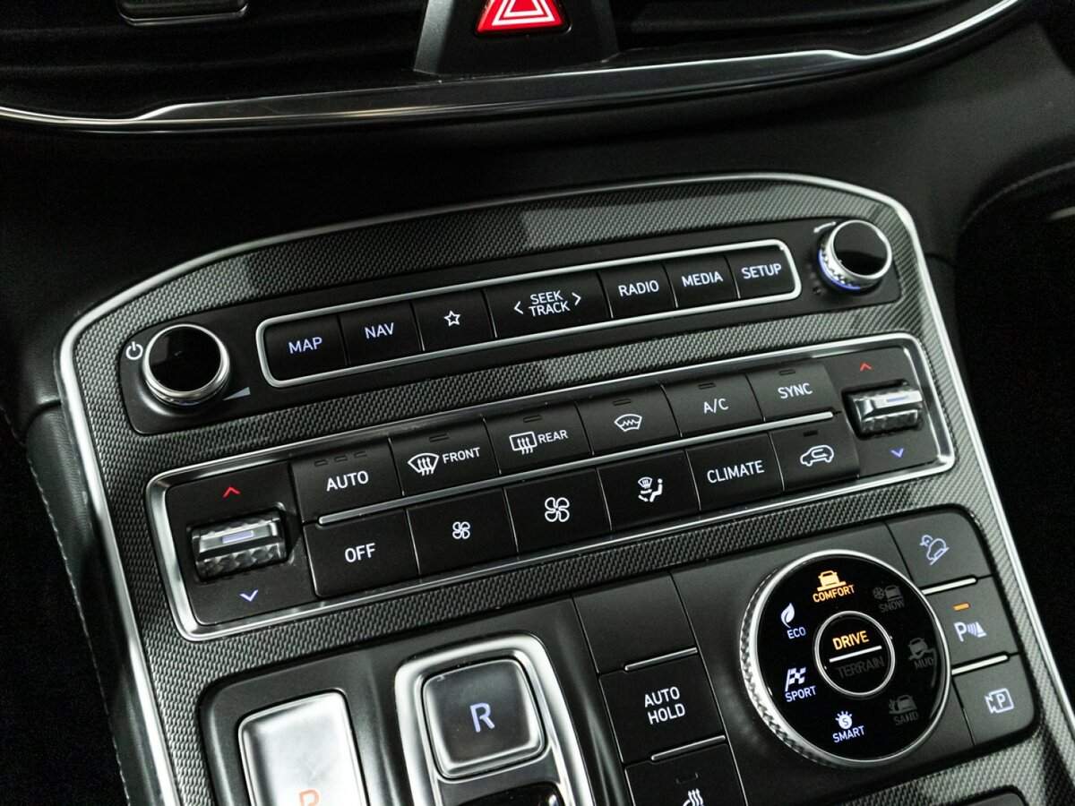 Hyundai Santa Fe с пробегом — 2021 год. Фото: #22