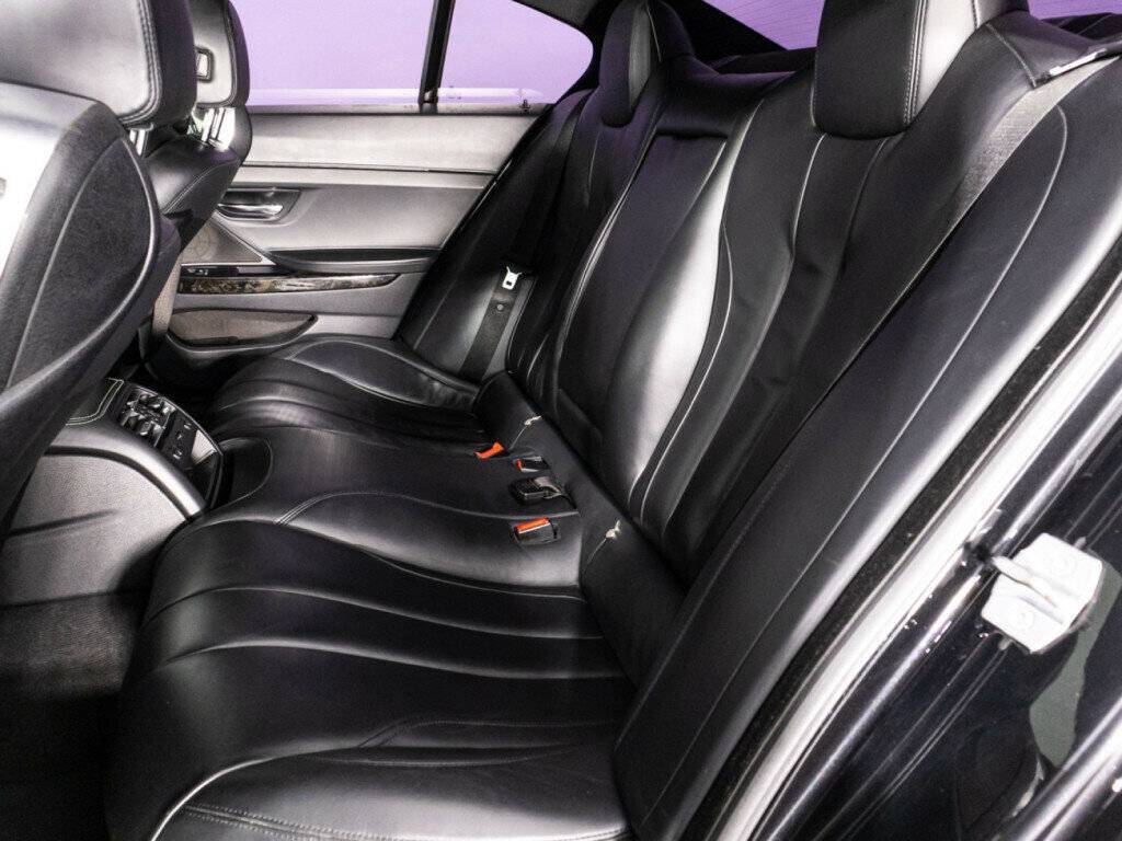 BMW 6 серии с пробегом — 2013 год. Фото: #9