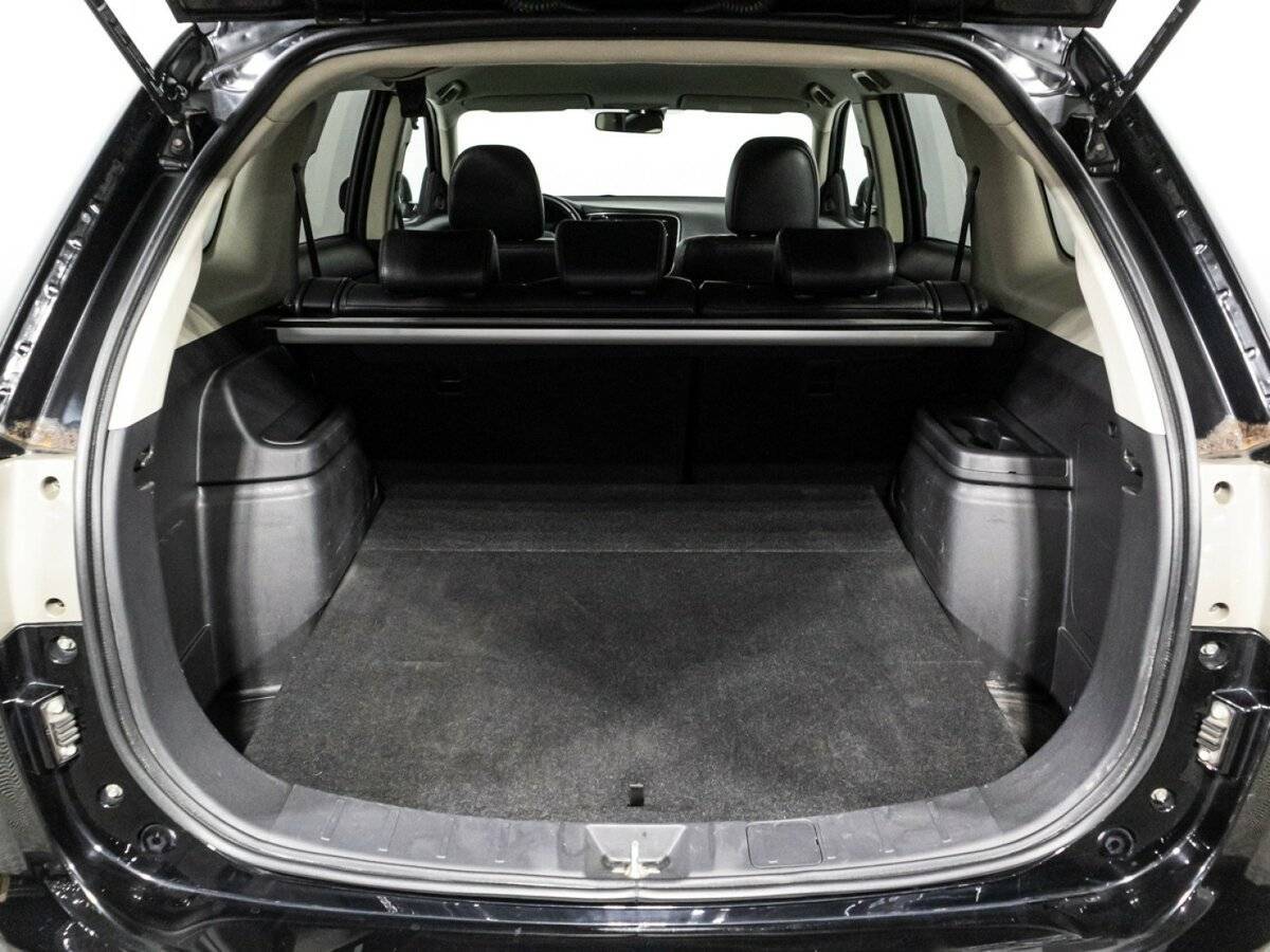 Mitsubishi Outlander с пробегом — 2013 год. Фото: #14