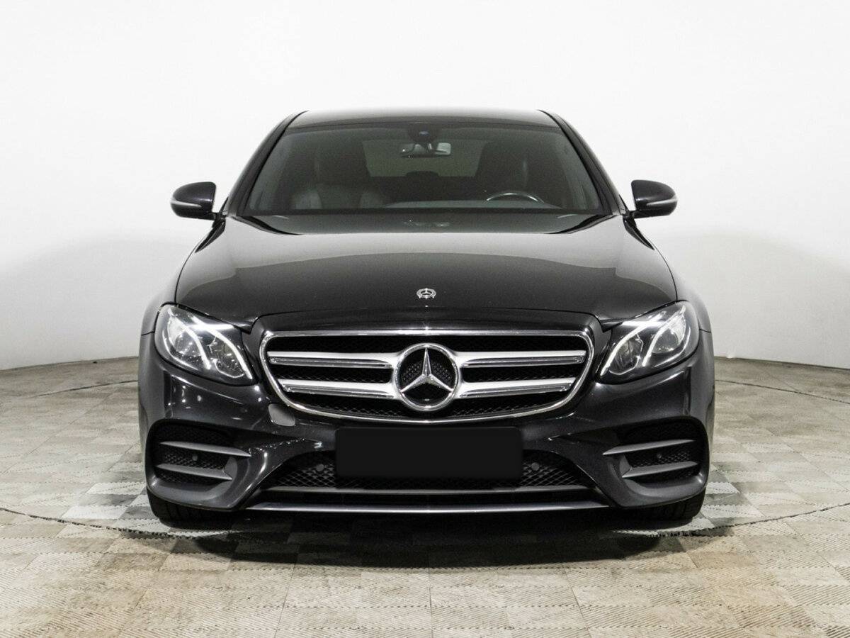 Mercedes-Benz E-Класс с пробегом — 2020 год. Фото: #1