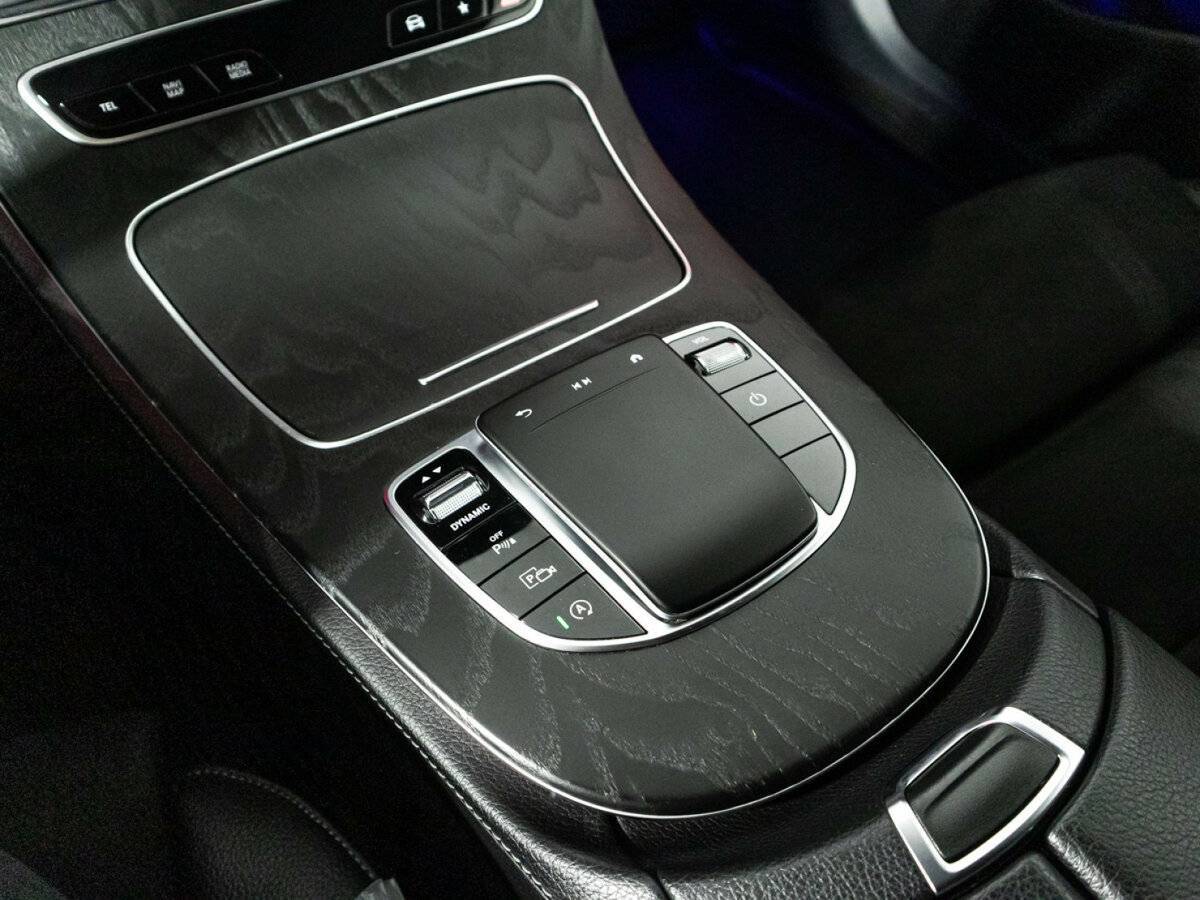 Mercedes-Benz E-Класс с пробегом — 2021 год. Фото: #18