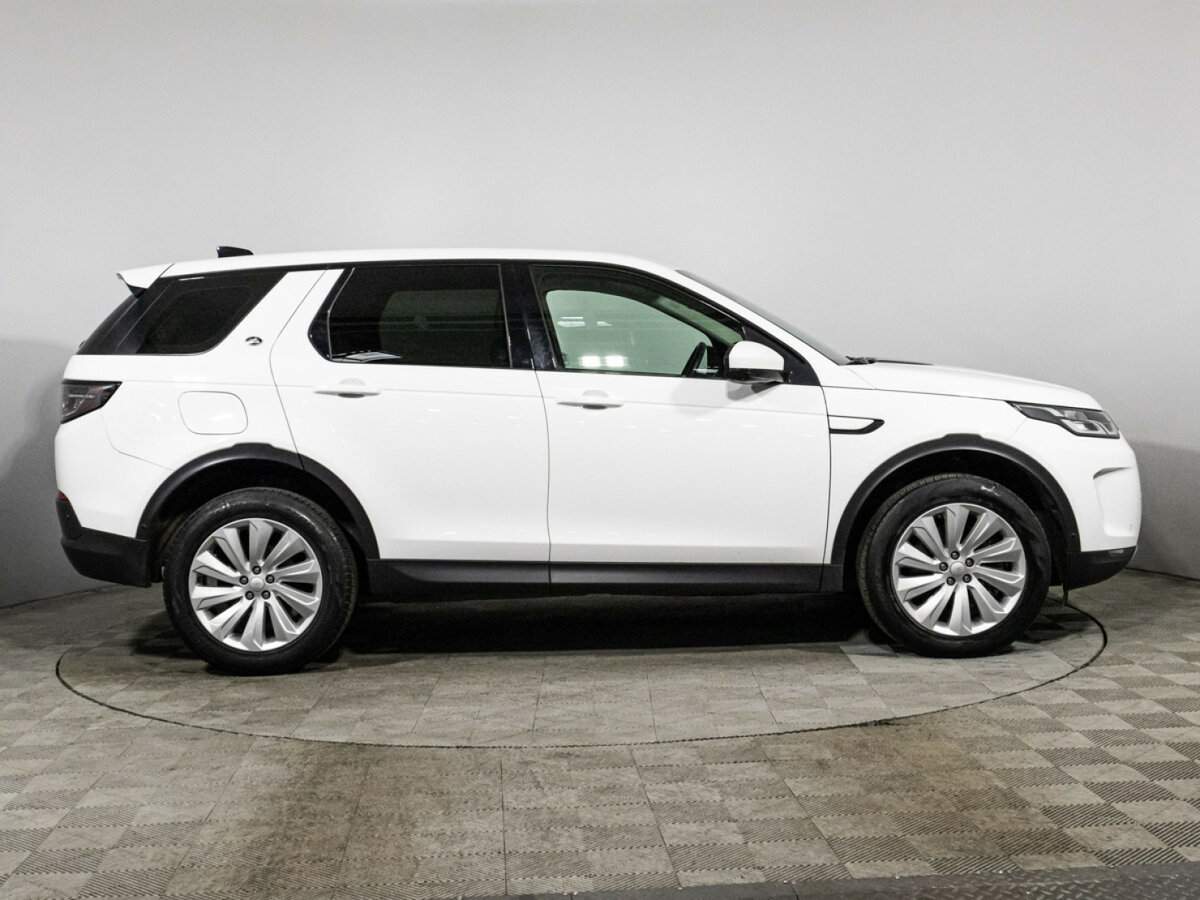 Land Rover Discovery Sport с пробегом — 2021 год. Фото: #3