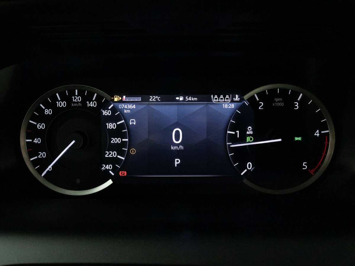 Land Rover Discovery Sport с пробегом — 2021 год. Фото: #11