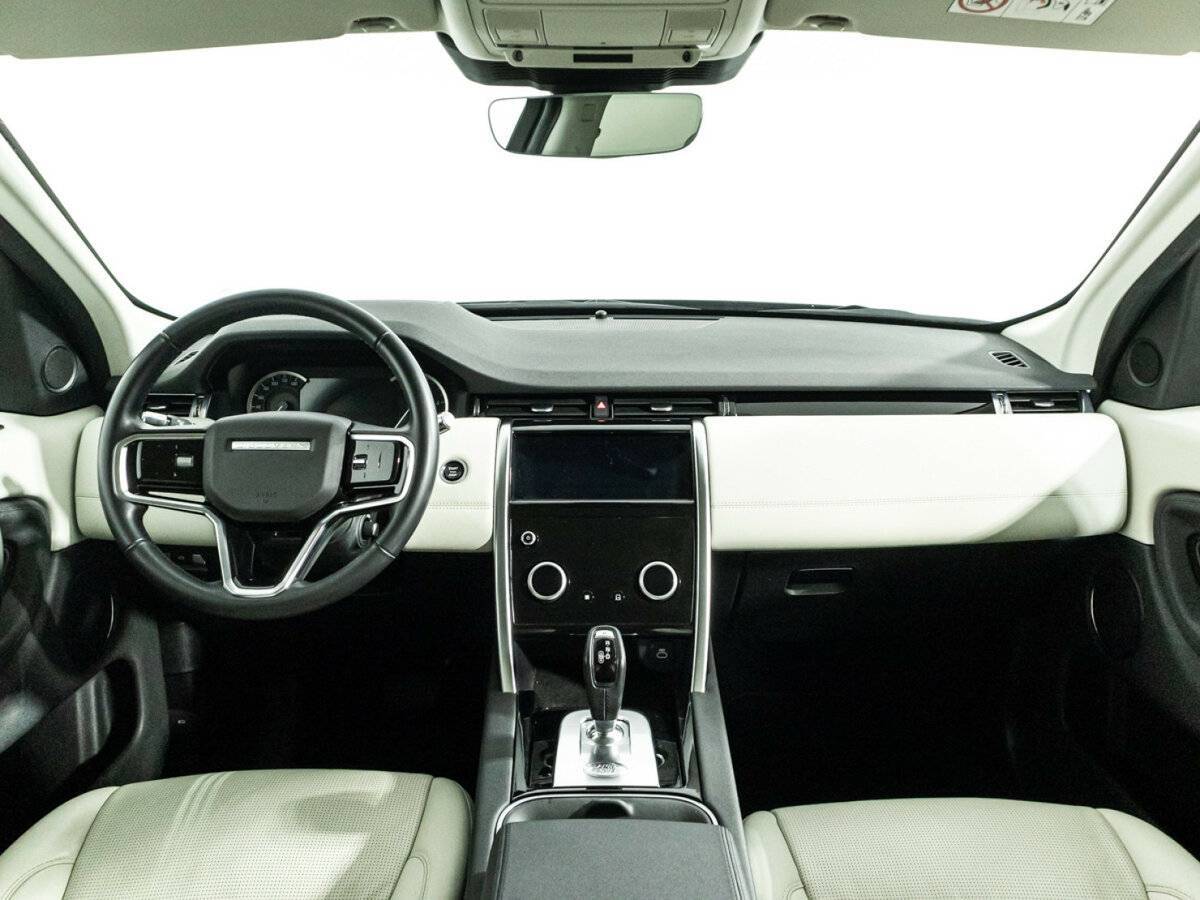Land Rover Discovery Sport с пробегом — 2021 год. Фото: #12