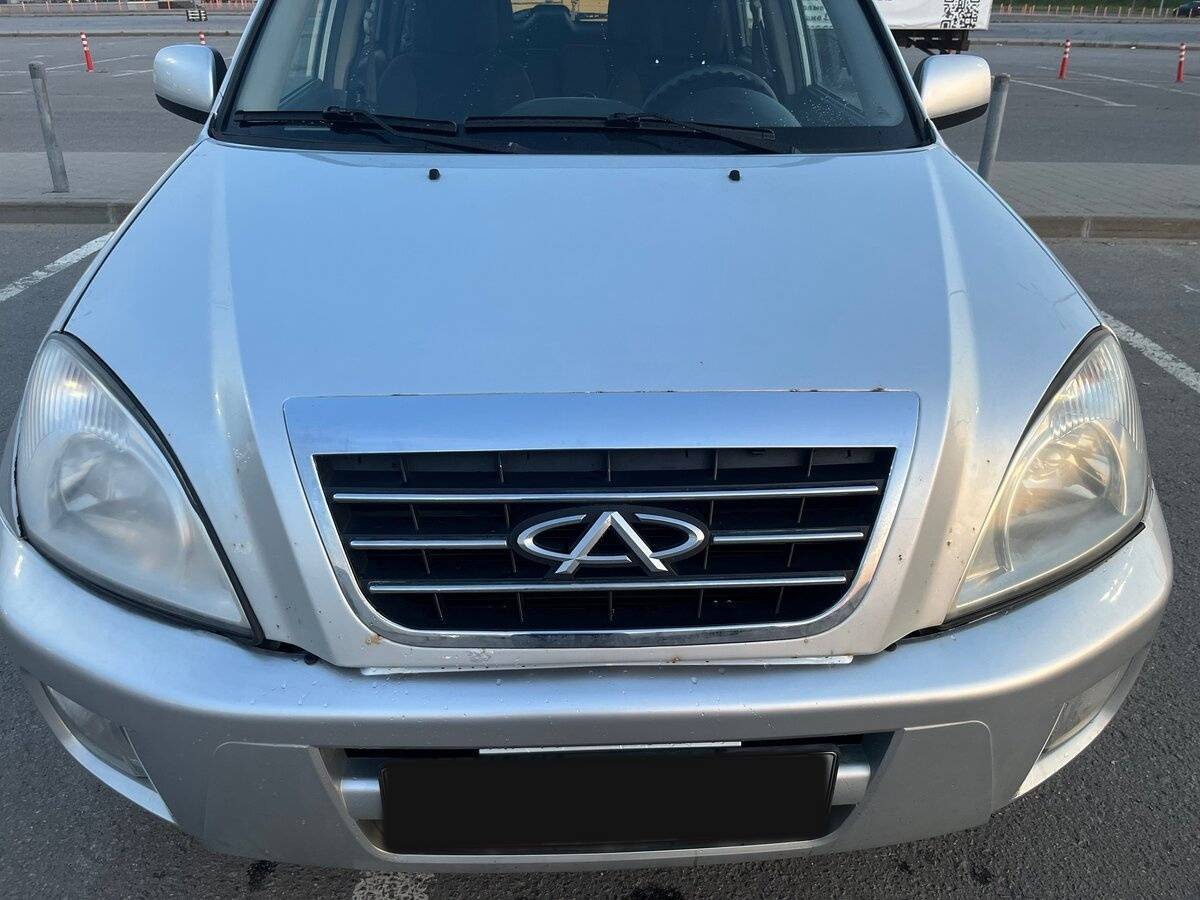 Chery Tiggo (T11) с пробегом — 2012 год. Фото: #2