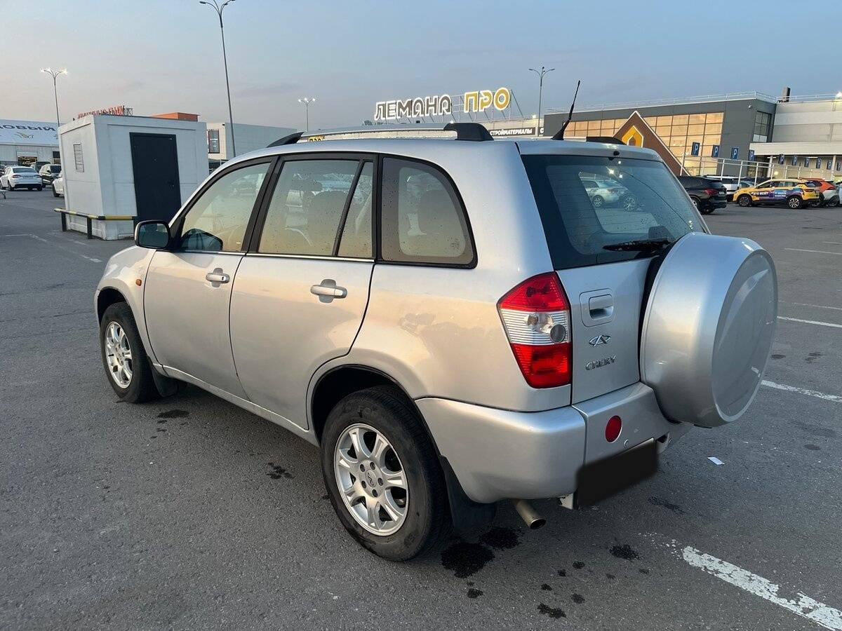 Chery Tiggo (T11) с пробегом — 2012 год. Фото: #3