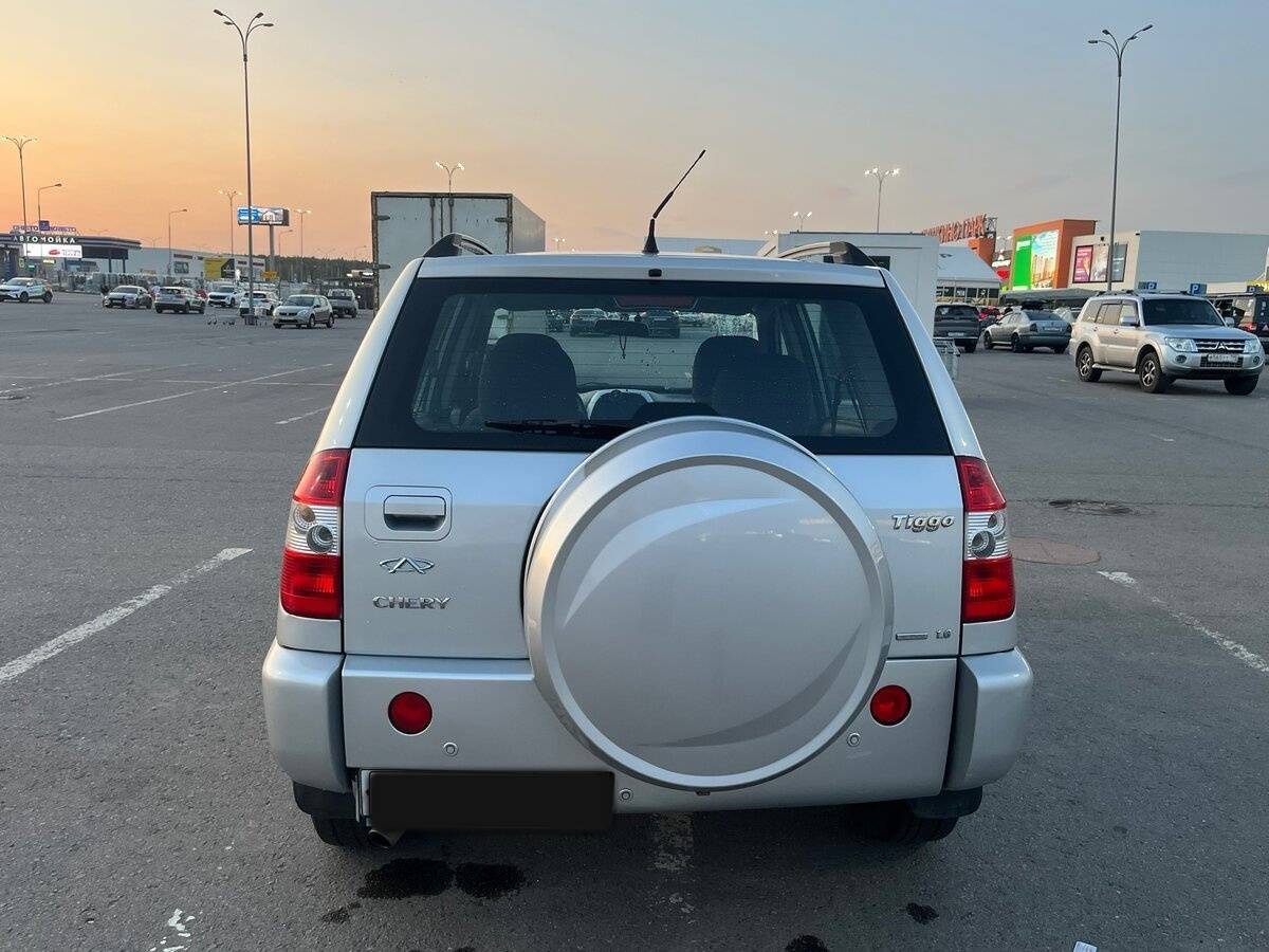 Chery Tiggo (T11) с пробегом — 2012 год. Фото: #8