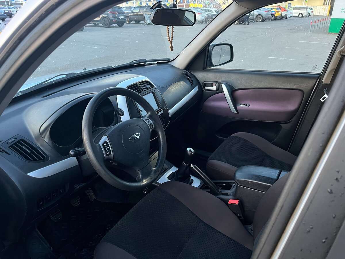 Chery Tiggo (T11) с пробегом — 2012 год. Фото: #13