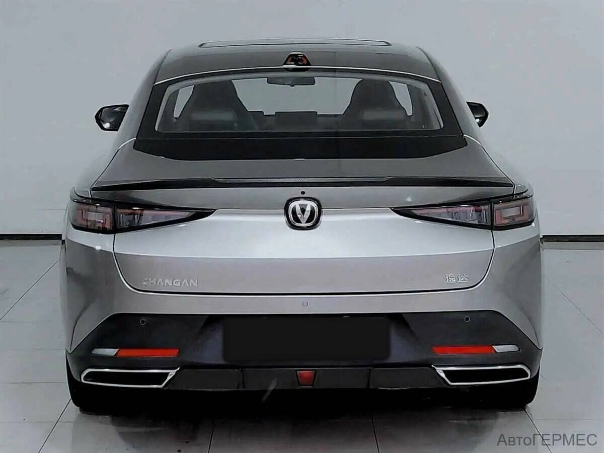 Changan Lamore с пробегом — 2023 год. Фото: #2