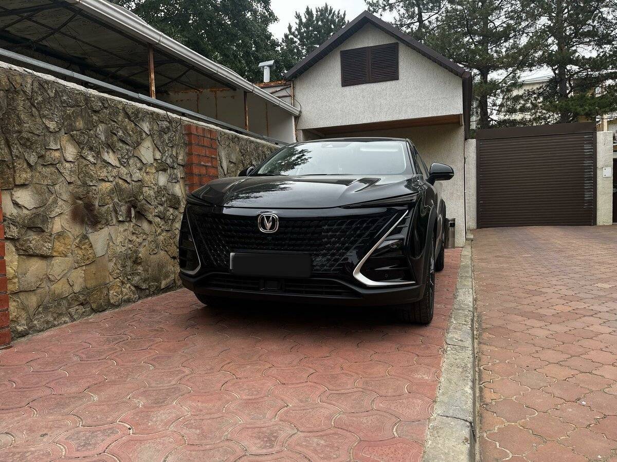 Changan UNI-T с пробегом — 2023 год. Фото: #1