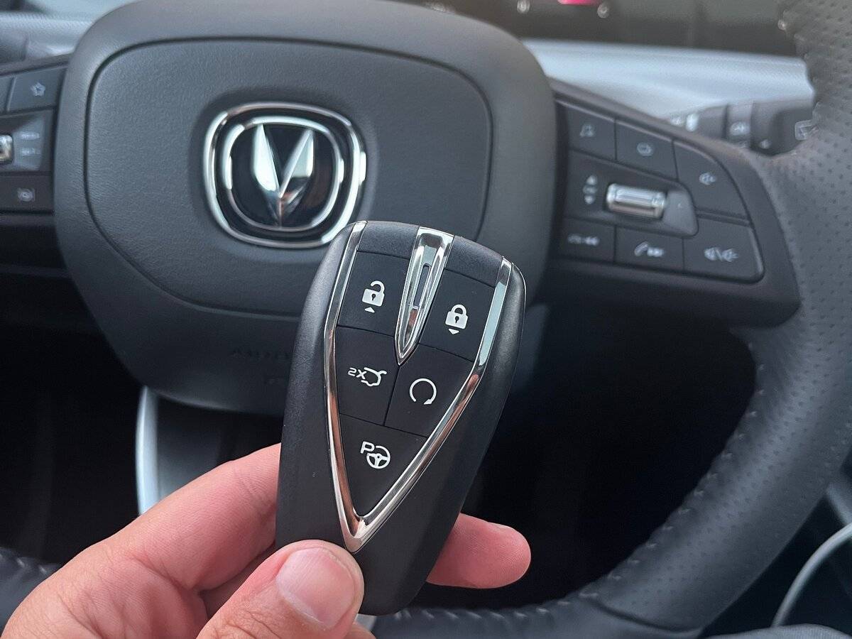 Changan UNI-T с пробегом — 2023 год. Фото: #8