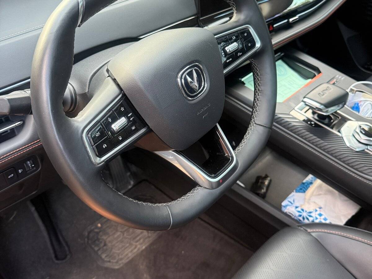 Changan UNI-K с пробегом — 2023 год. Фото: #8