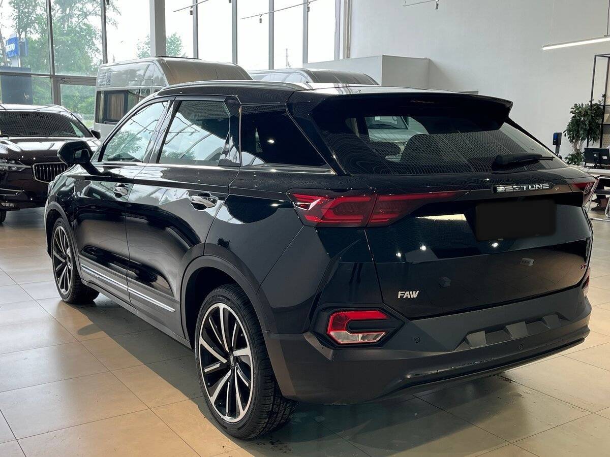 FAW Bestune T77 с пробегом — 2022 год. Фото: #6