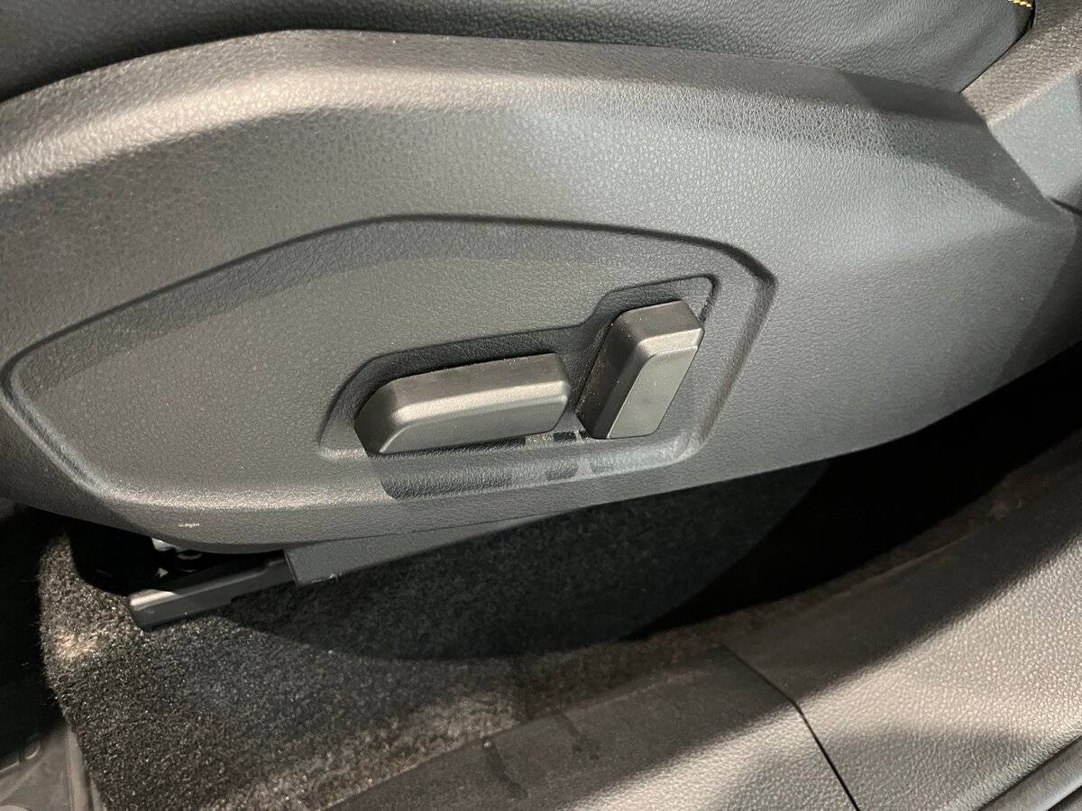 FAW Bestune T77 с пробегом — 2022 год. Фото: #11