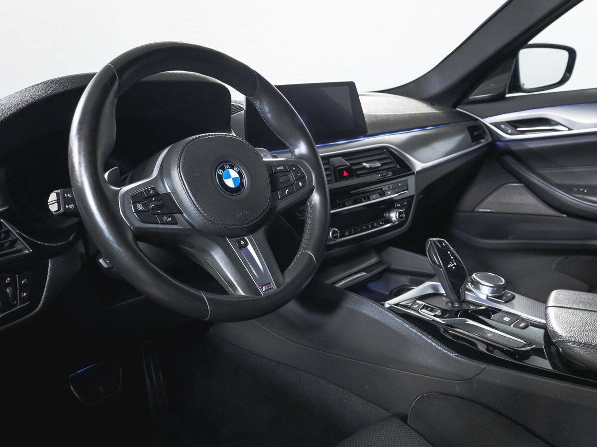 BMW 5 серии с пробегом — 2019 год. Фото: #13