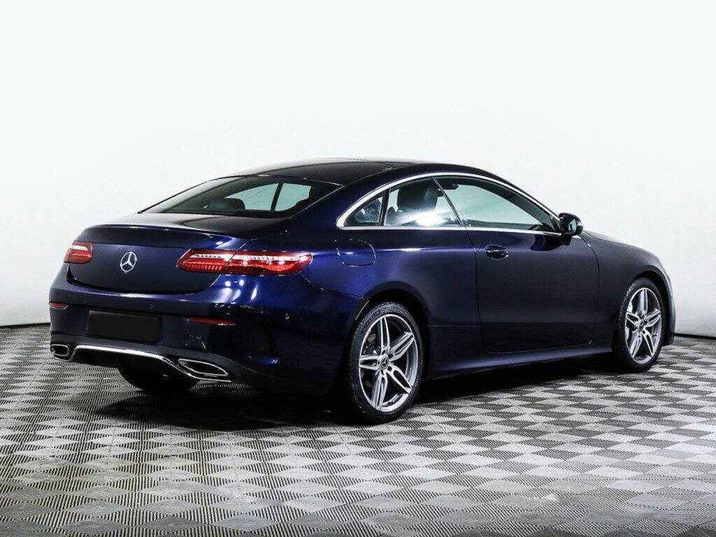 Mercedes-Benz E-Класс с пробегом — 2018 год. Фото: #3