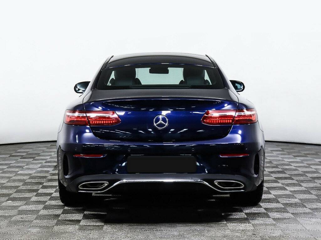 Mercedes-Benz E-Класс с пробегом — 2018 год. Фото: #4