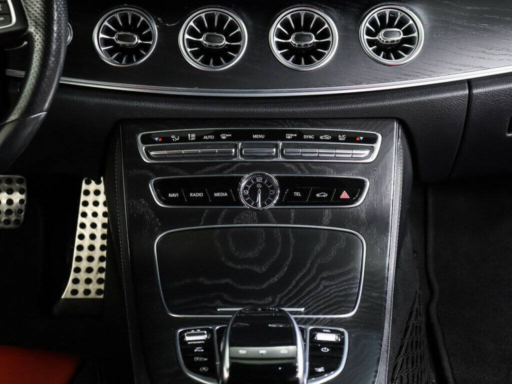 Mercedes-Benz E-Класс с пробегом — 2018 год. Фото: #13