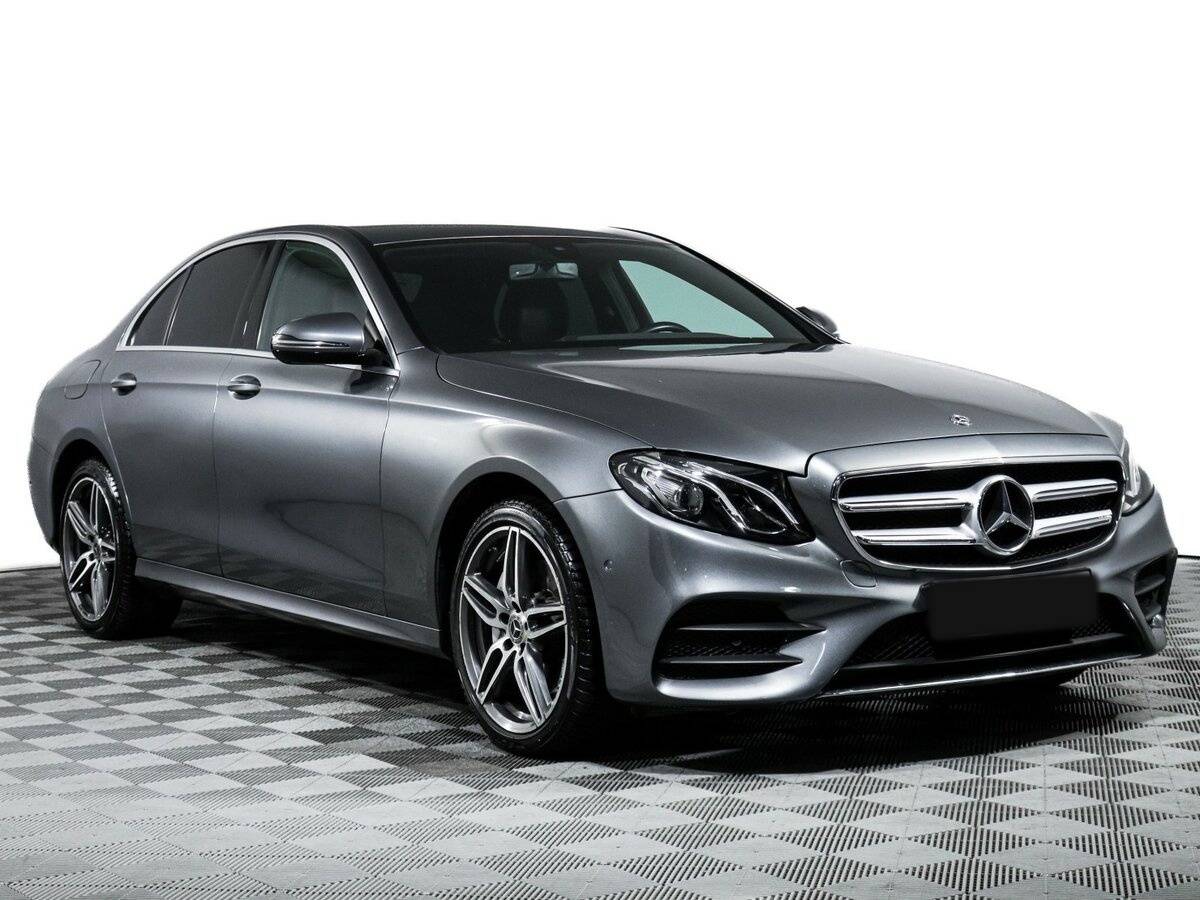 Mercedes-Benz E-Класс с пробегом — 2018 год. Фото: #2