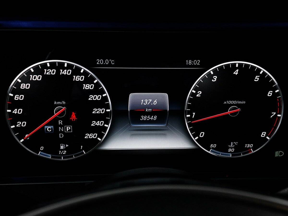 Mercedes-Benz E-Класс с пробегом — 2018 год. Фото: #10