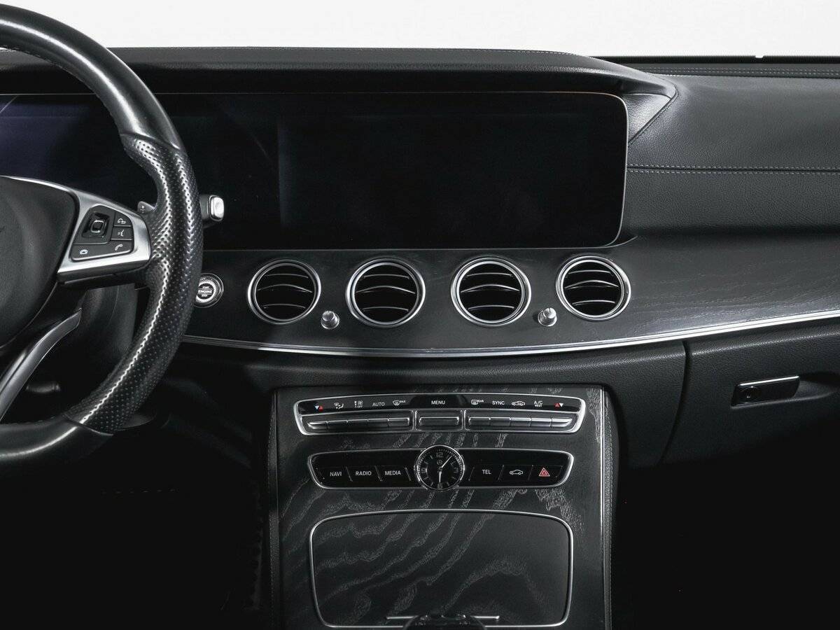 Mercedes-Benz E-Класс с пробегом — 2018 год. Фото: #12
