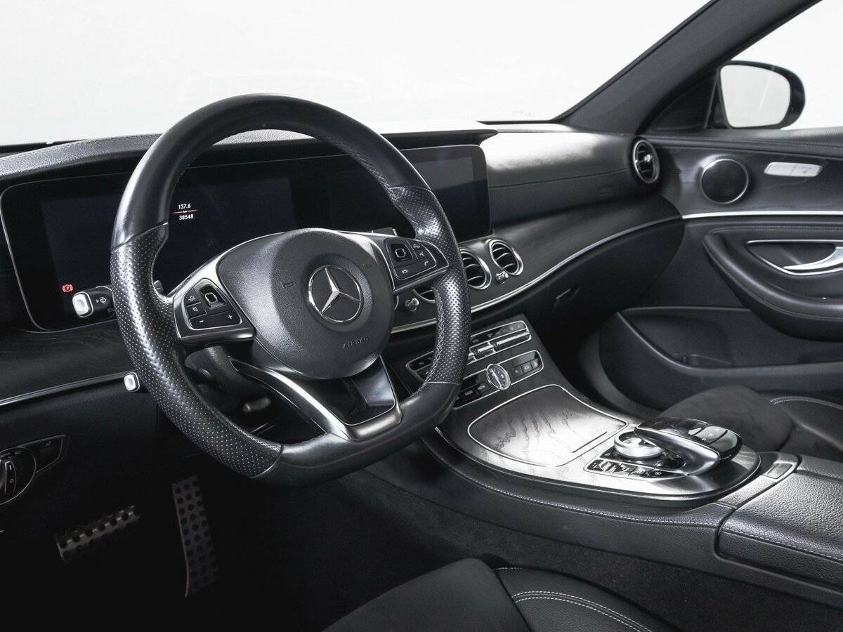 Mercedes-Benz E-Класс с пробегом — 2018 год. Фото: #13