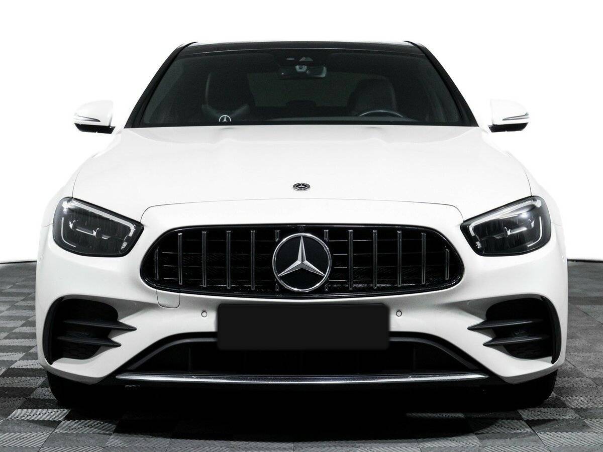 Mercedes-Benz E-Класс с пробегом — 2021 год. Фото: #1