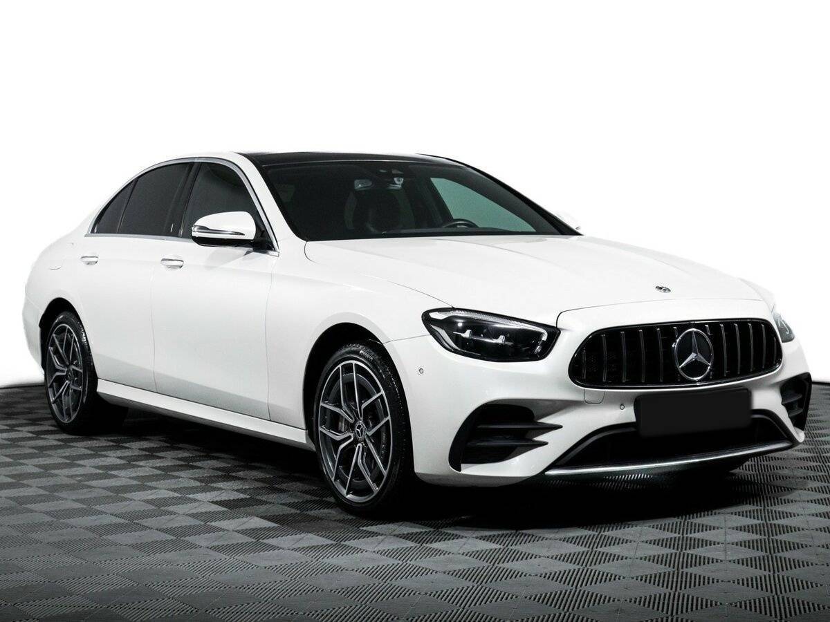 Mercedes-Benz E-Класс с пробегом — 2021 год. Фото: #2