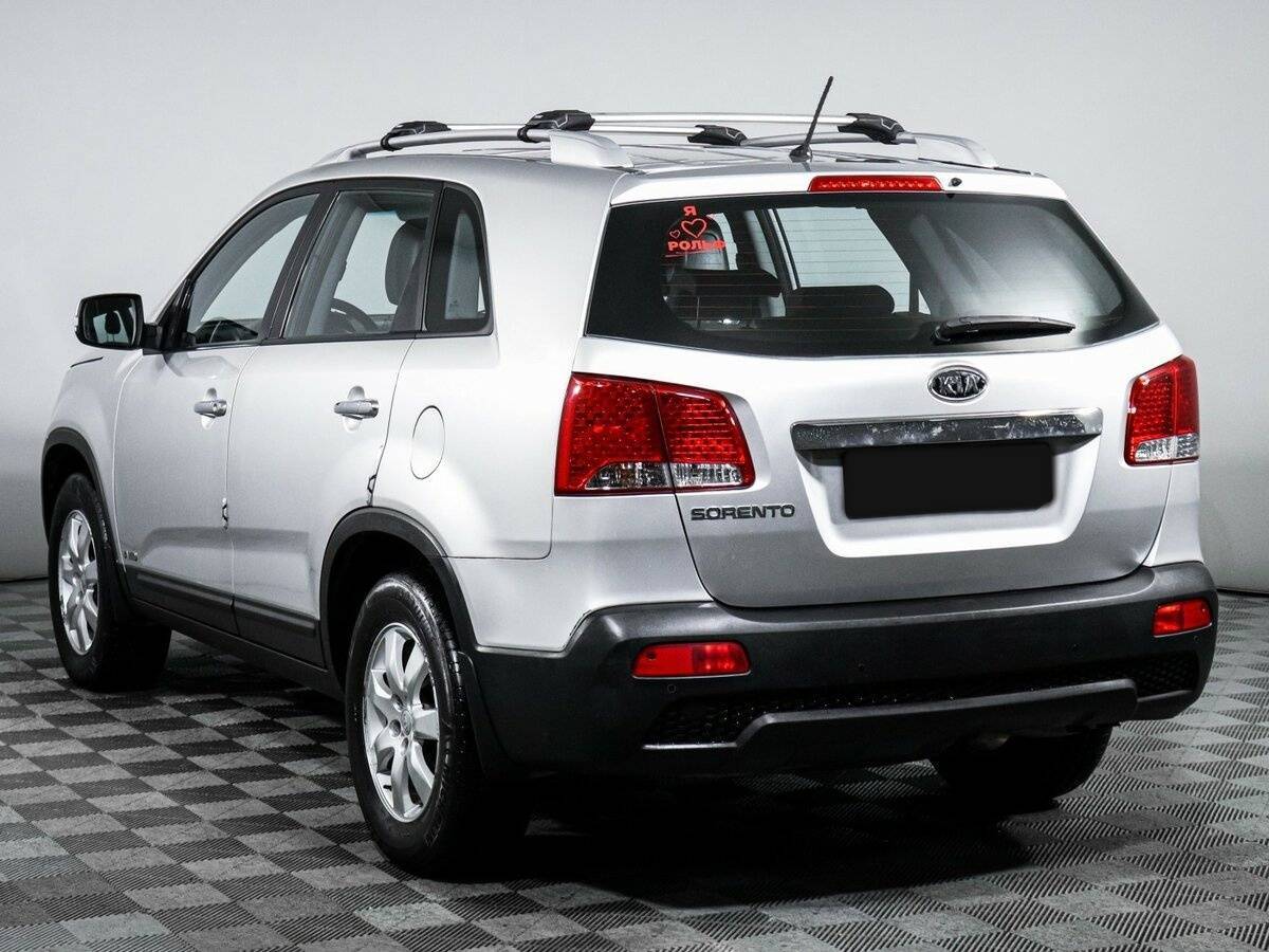 Kia Sorento с пробегом — 2011 год. Фото: #6