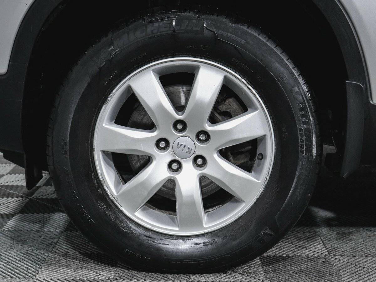 Kia Sorento с пробегом — 2011 год. Фото: #14