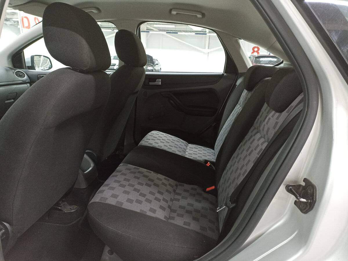 Ford Focus с пробегом — 2009 год. Фото: #11