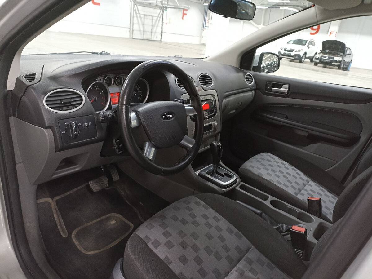 Ford Focus с пробегом — 2009 год. Фото: #15