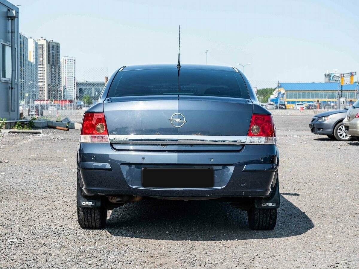 Opel Astra с пробегом — 2008 год. Фото: #4