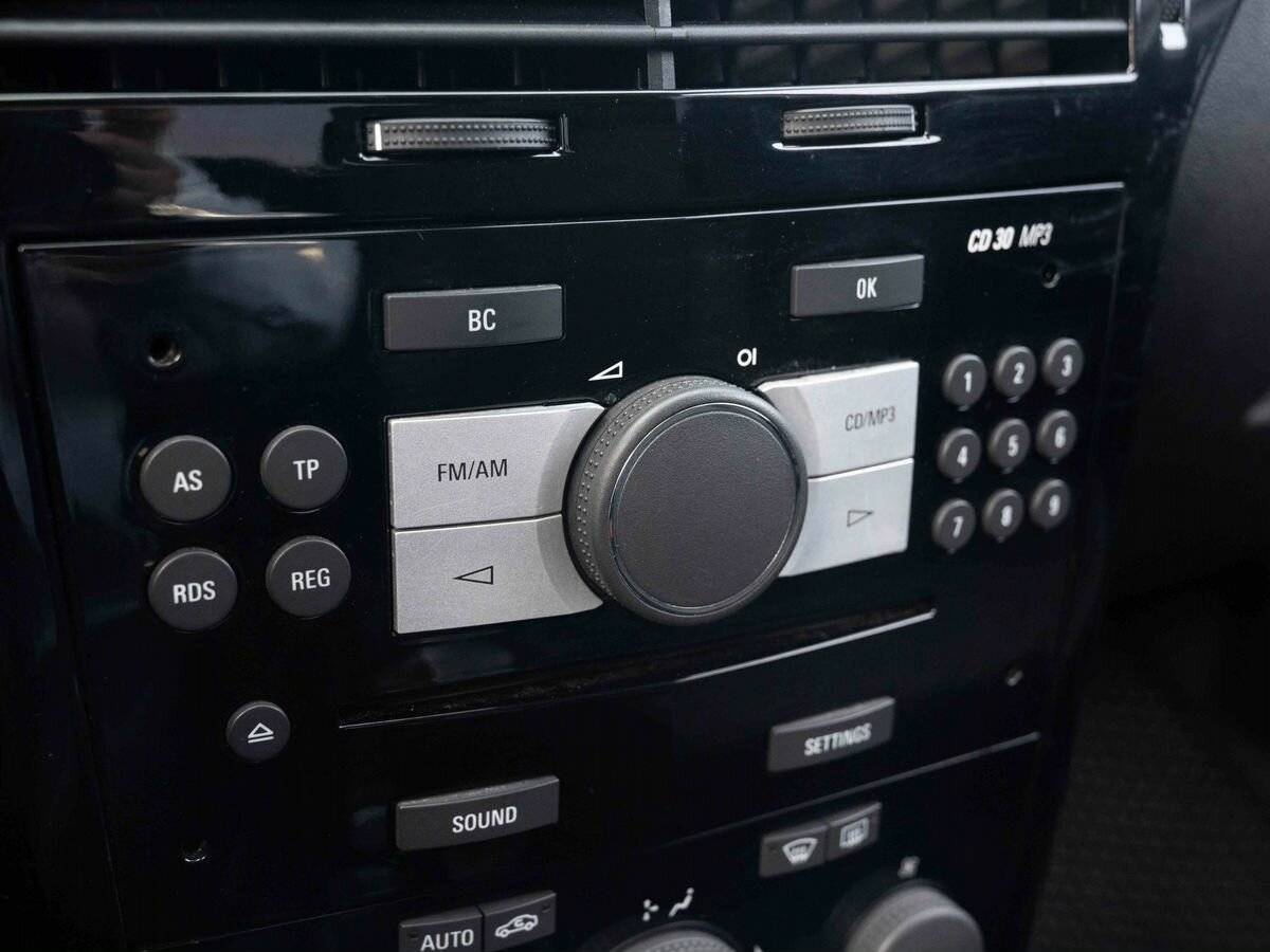 Opel Astra с пробегом — 2008 год. Фото: #20