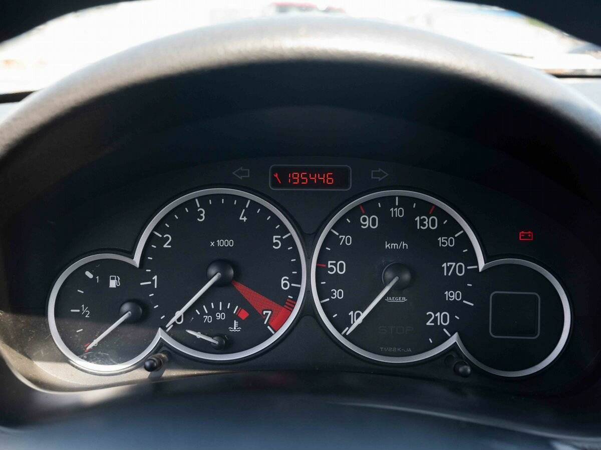 Peugeot 206 с пробегом — 2008 год. Фото: #14