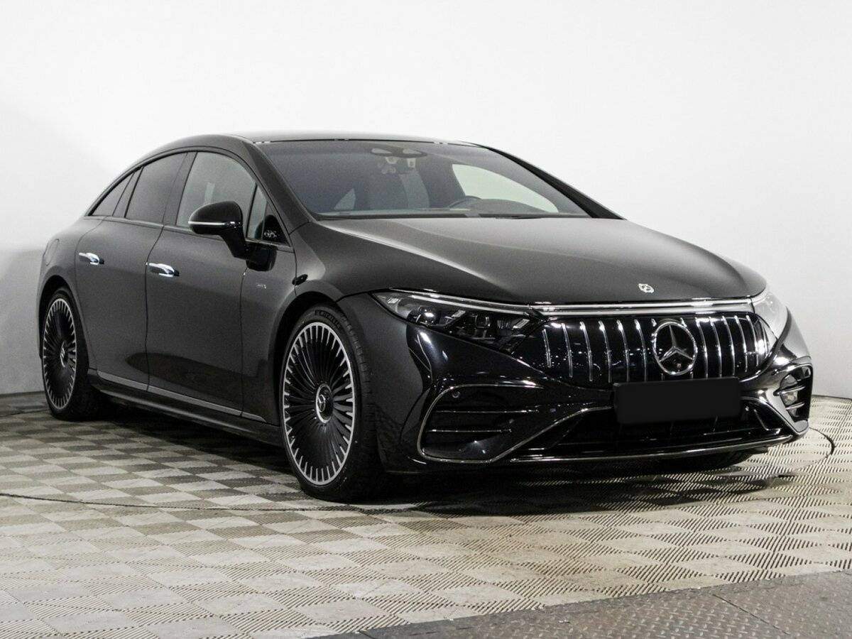 Mercedes-Benz EQS AMG с пробегом — 2022 год. Фото: #2
