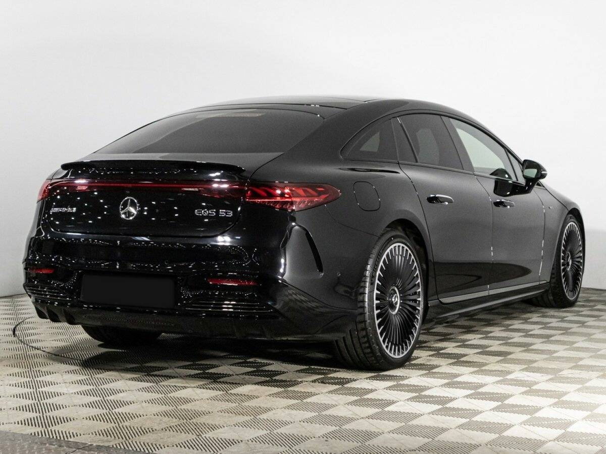 Mercedes-Benz EQS AMG с пробегом — 2022 год. Фото: #4