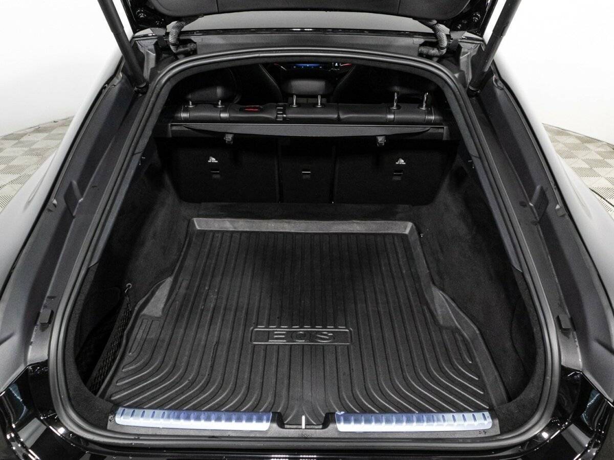 Mercedes-Benz EQS AMG с пробегом — 2022 год. Фото: #14