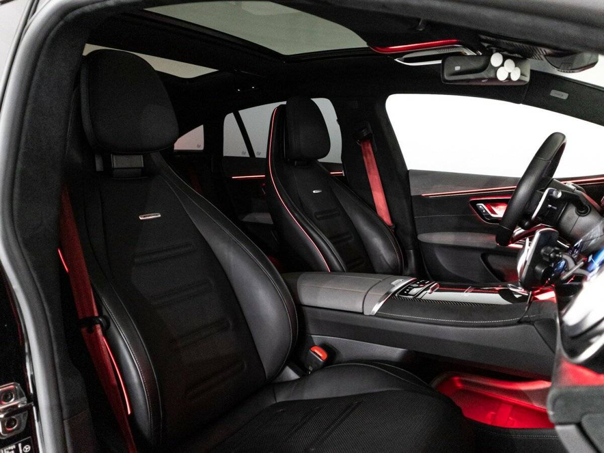 Mercedes-Benz EQS AMG с пробегом — 2022 год. Фото: #31