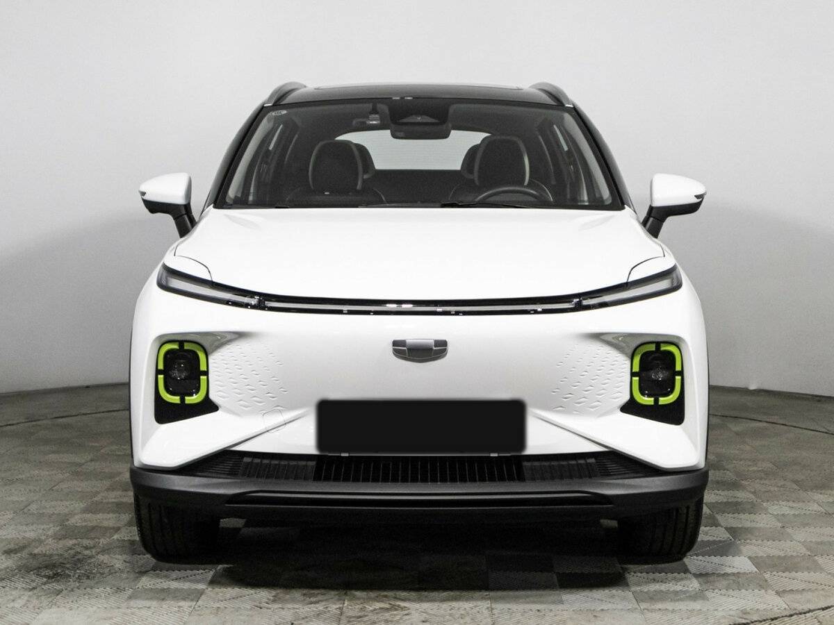 Geely Geometry E с пробегом — 2022 год. Фото: #1