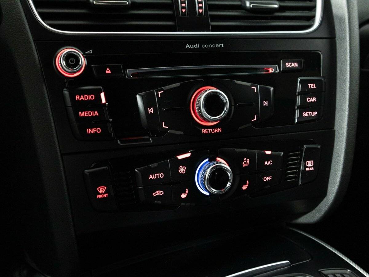 Audi A4 allroad с пробегом — 2014 год. Фото: #17