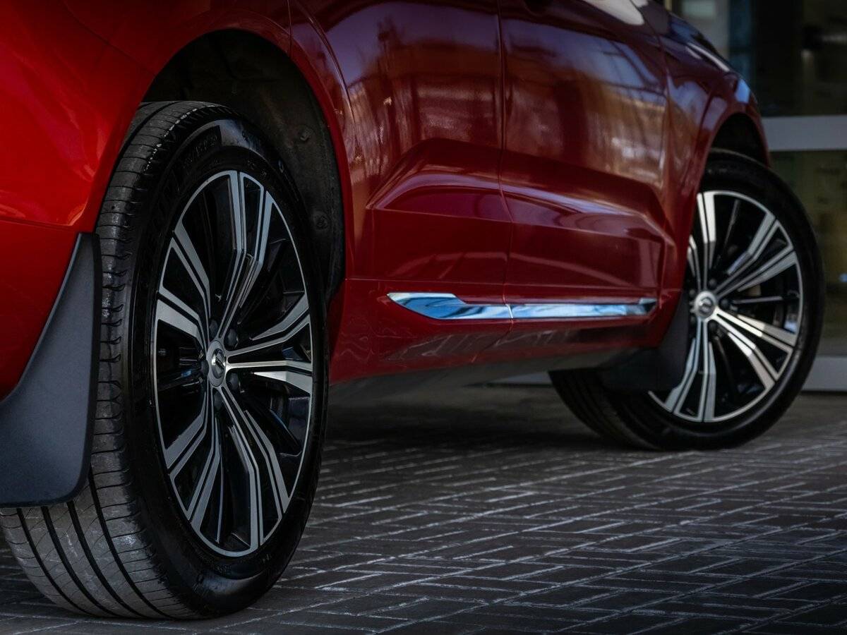 Volvo XC60 с пробегом — 2021 год. Фото: #10